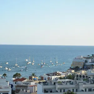 Marinero, Vistas Impresionantes. Sitges